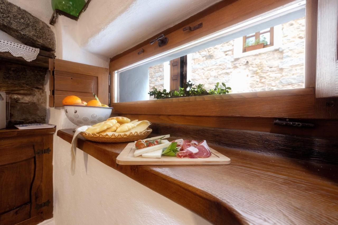 Casa Masini Bed & Breakfast Fonni Exterior foto
